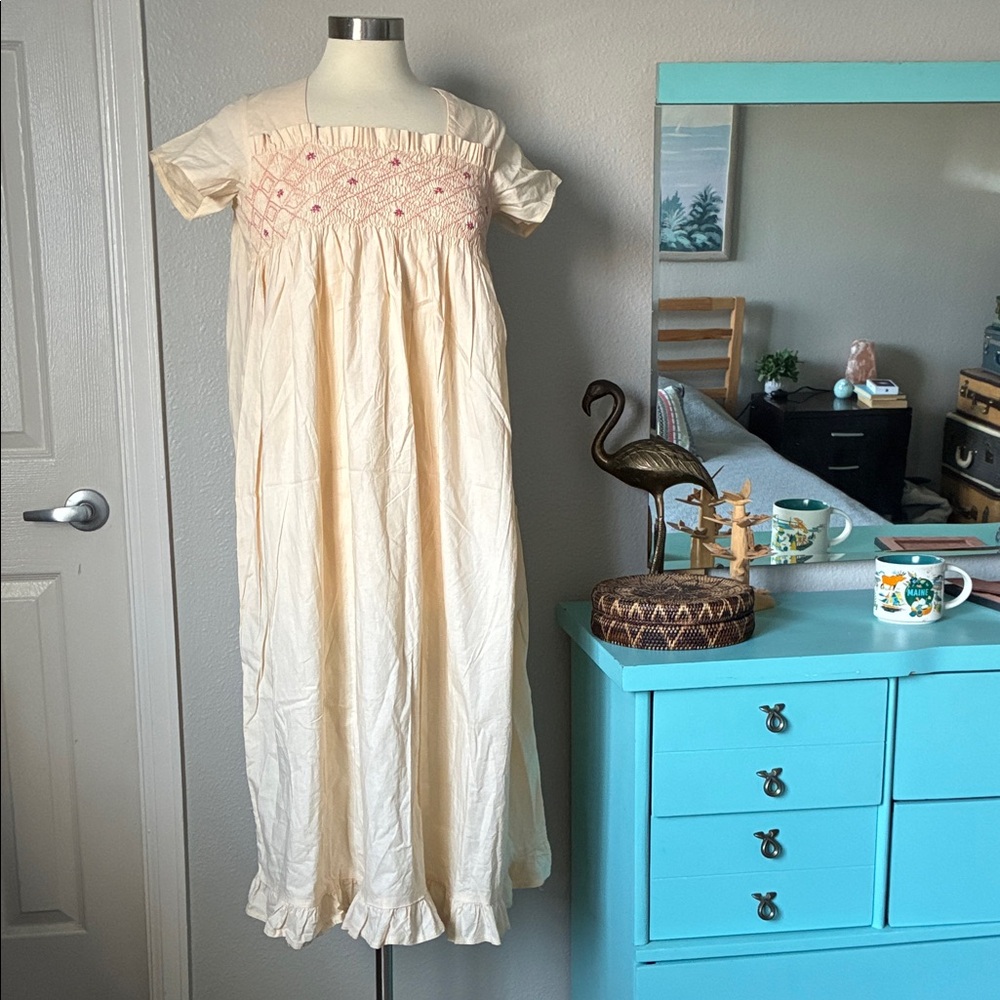 Vintage 90’s Victoria's Secret Cream Nightgown Pink Smocked Embroidered Medium